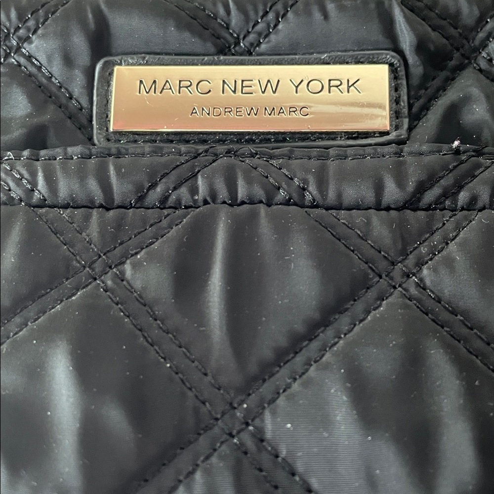 NWOT MARC NEW YORK ANDREW MARC Quilted nylon Tote Bag. - Picture 2 of 7